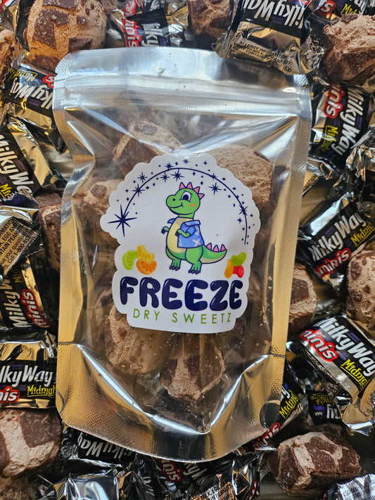 Freeze Dried Dark Coco Milky Puffs